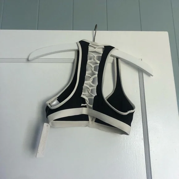 L*Space skylar top in black and white - Picture 7 of 8